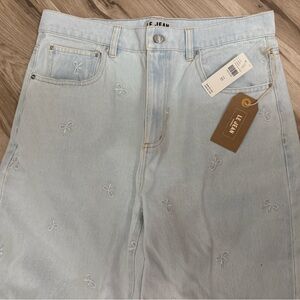 NWT Le Jean embroidered Bow jeans